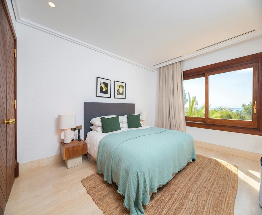 Appealing Villa Near Ibiza Town