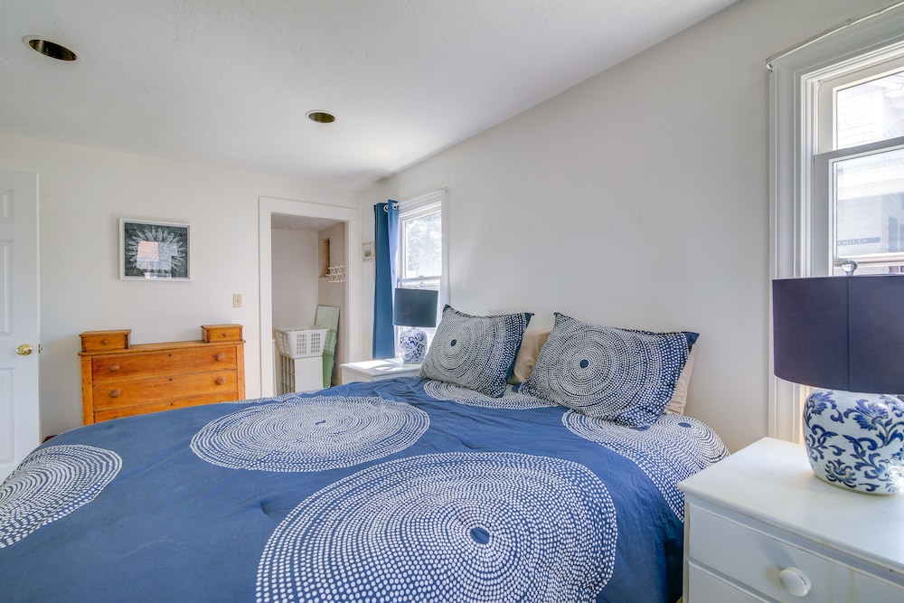 Charming Scituate Home w/ Deck - Walk to Beaches!