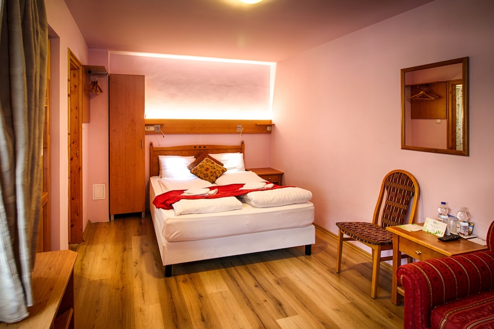 Erdei Guesthouse