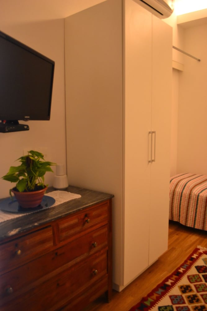 Casa Amarela Guest House - ZONA SUL