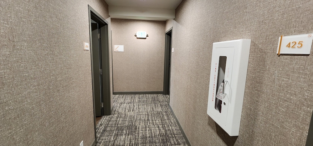 Rayland Hotel