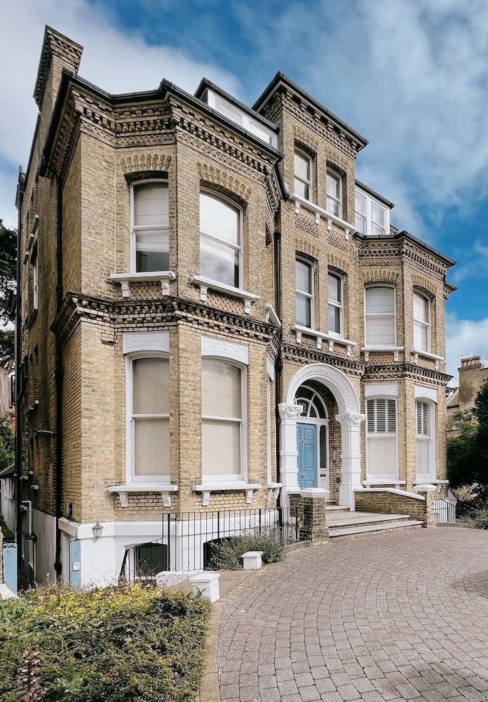 Eaton Gardens