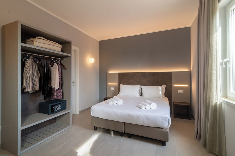 Tiber Suite