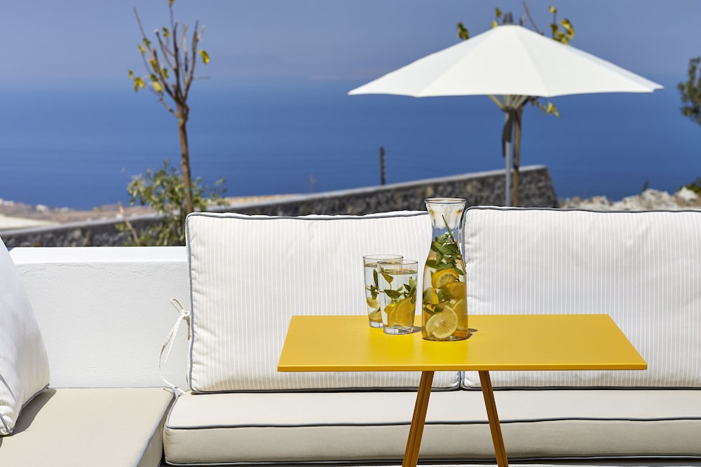 Nova Luxury Suites