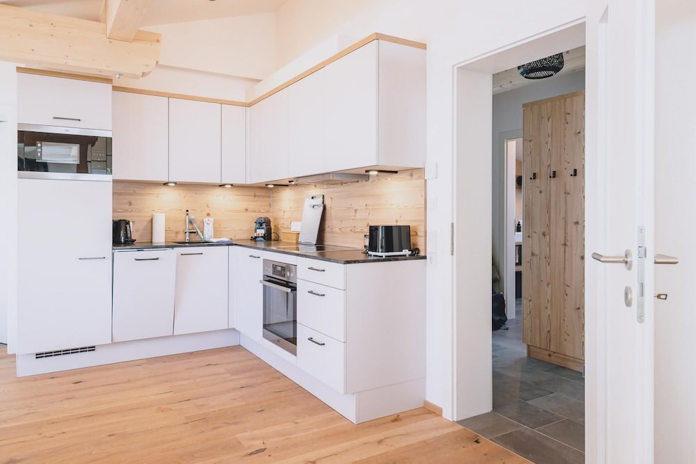 M1 - Penthouse Apartment