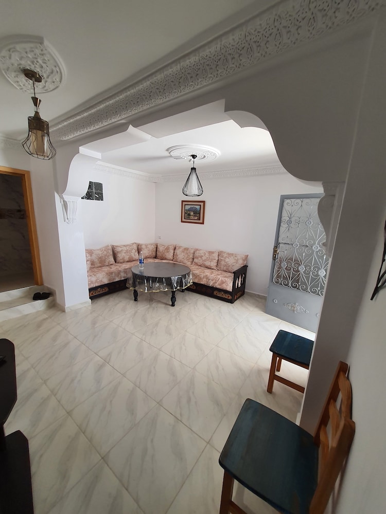 aline hostel