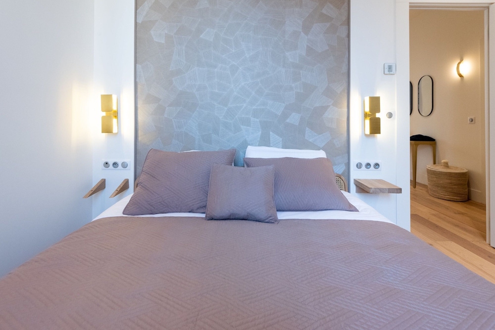 Luxury Apartment - Heart of Cannes / Rue D'antibes view 5