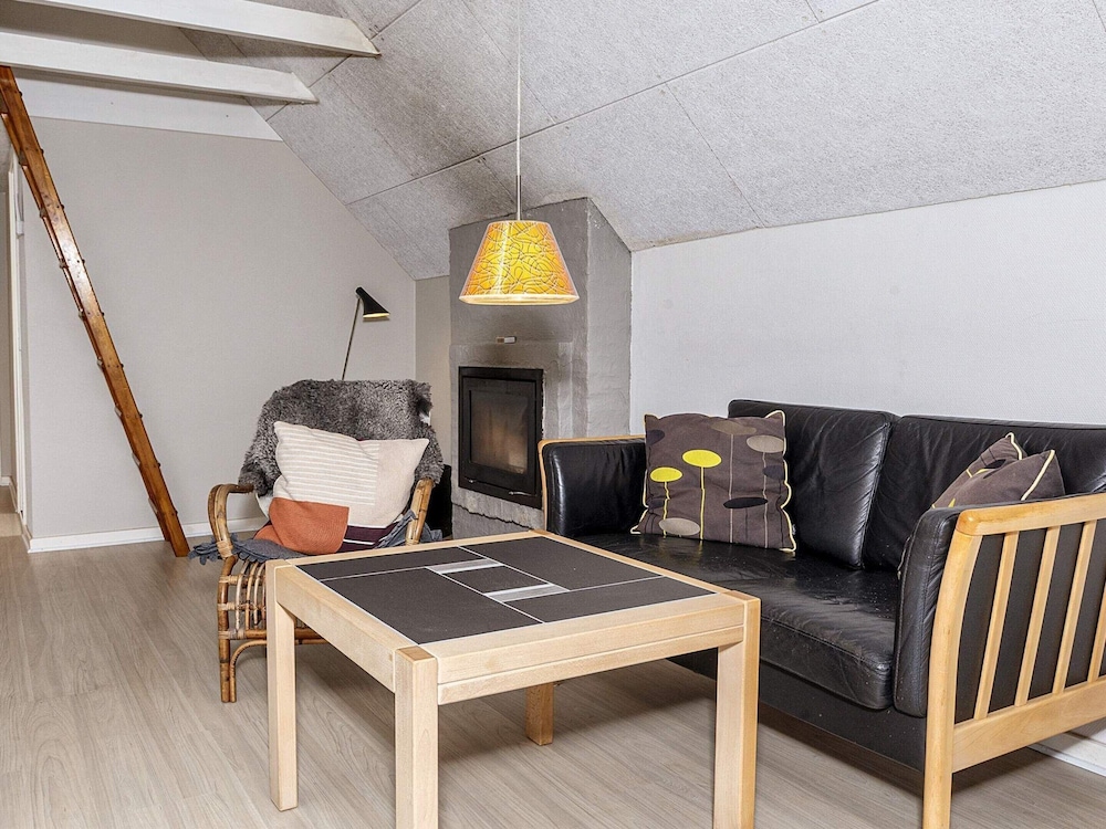 6 Person Holiday Home in Thisted-by Traum