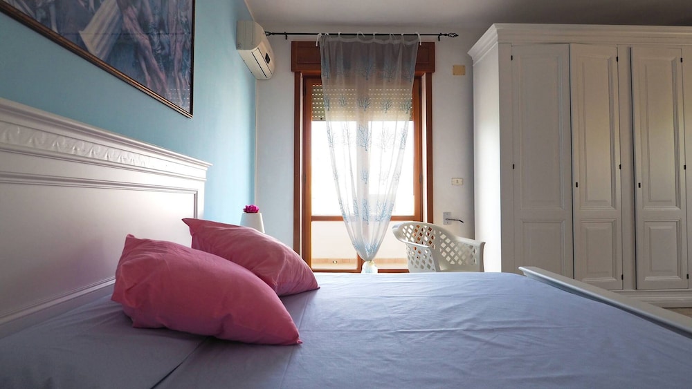 Villa Bellavista 8 Guests 3 Bedrooms by the sea