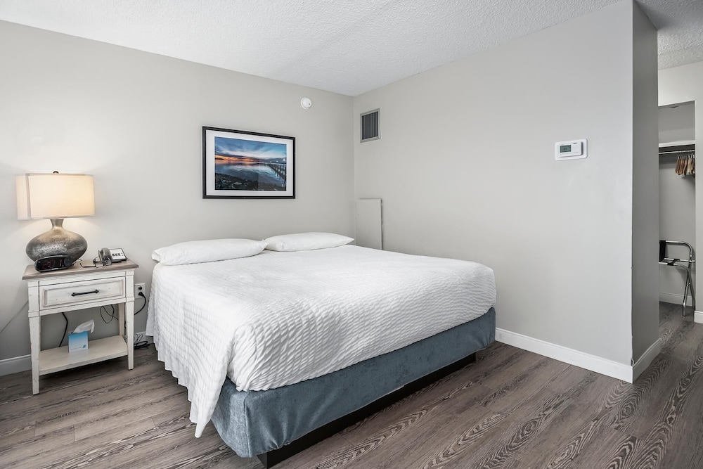 First Floor Standard Deluxe King view 3