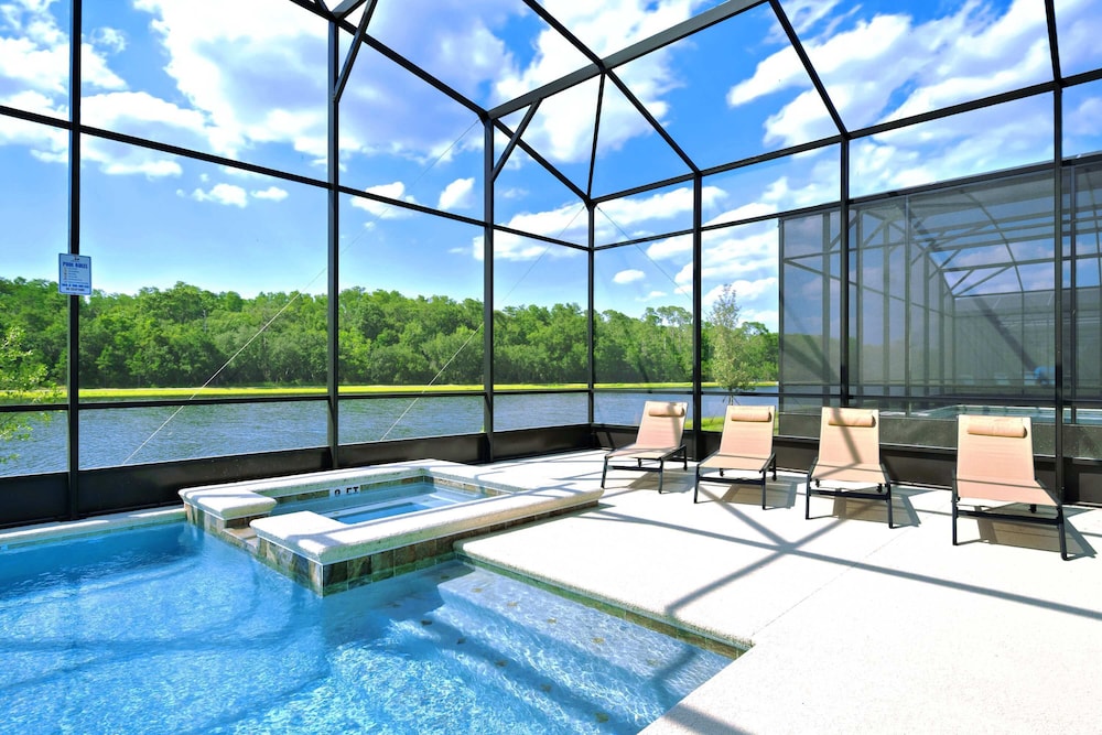 Magical 15-bedroom Villa Game Room, Theater & More!