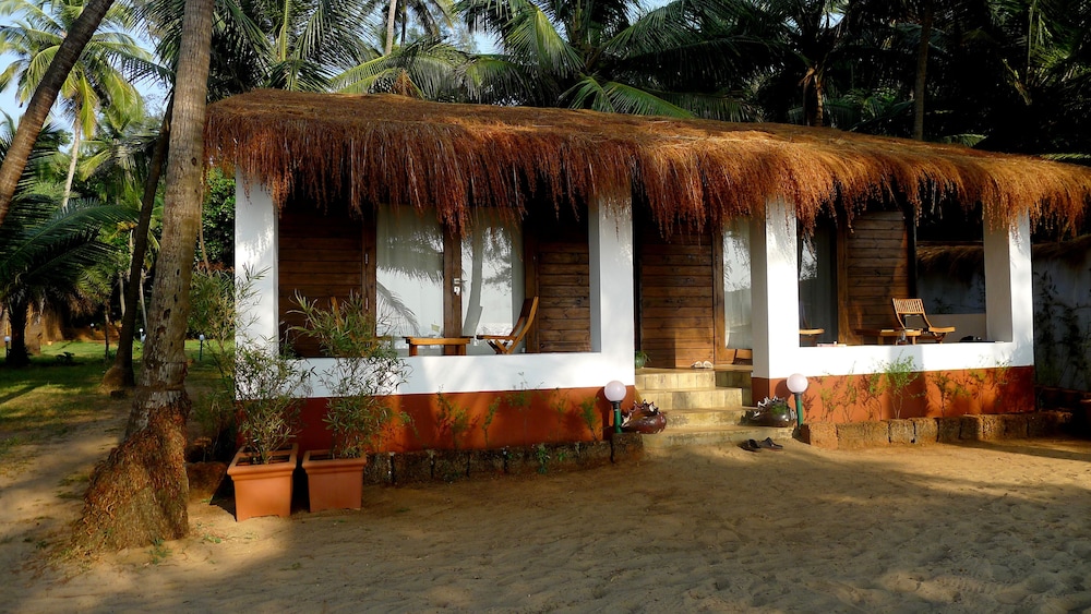 Mamagoa Resort