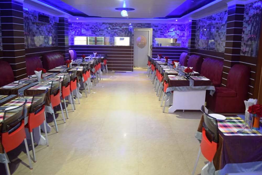 Hotel Midway Madhepura