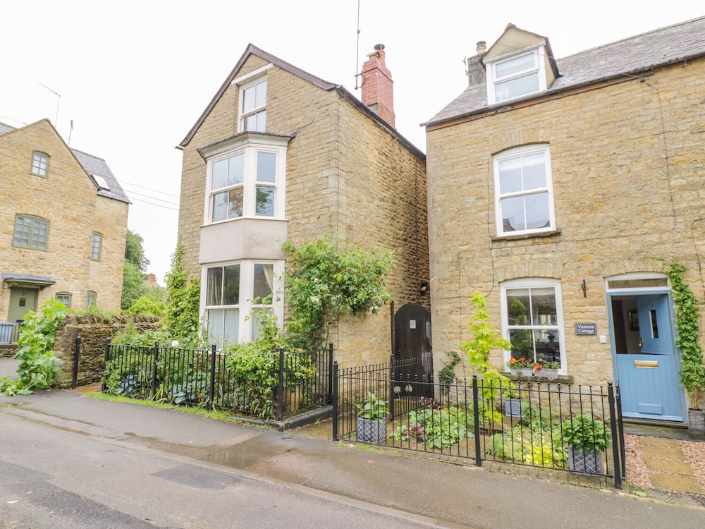 Victoria Cottage