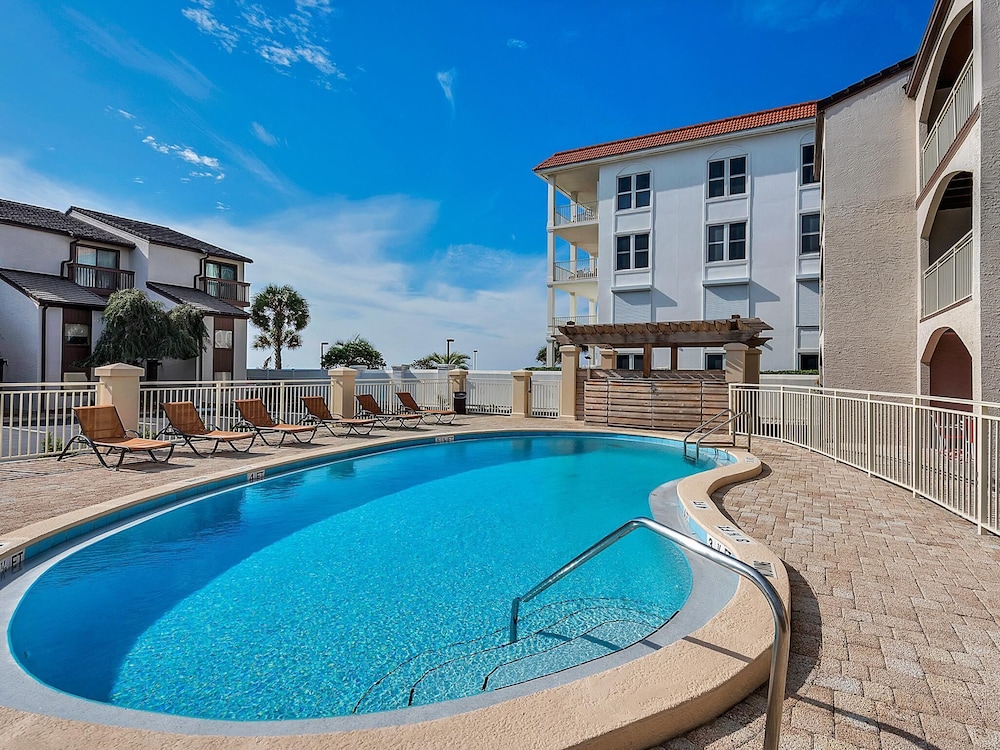 Dune Villas 6A