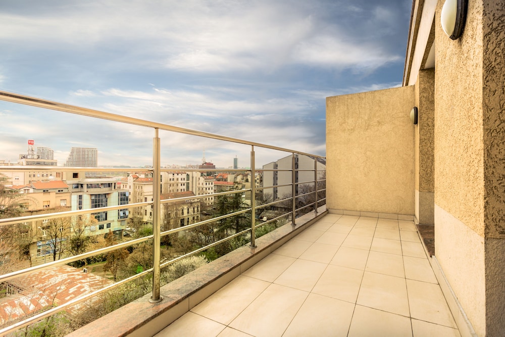 Feel Belgrade Aparthotel