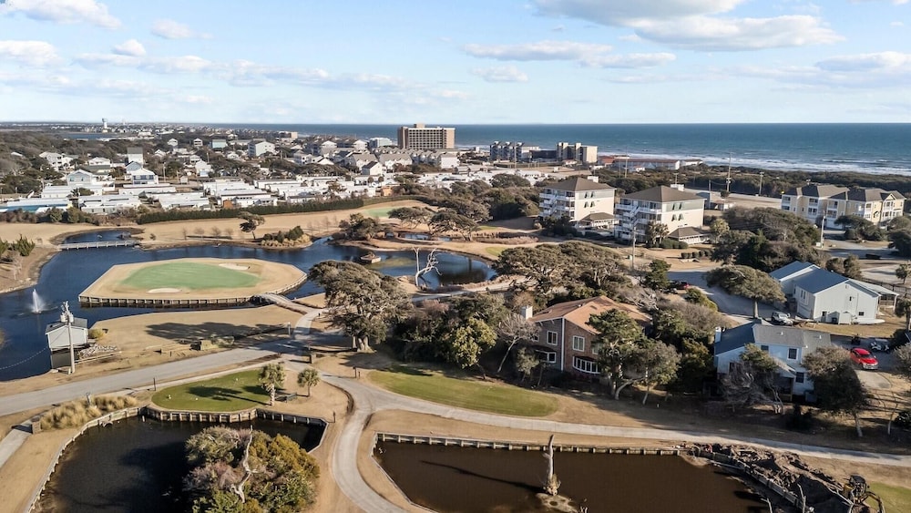Fore Your Delight 3 Bedroom Townhouse
