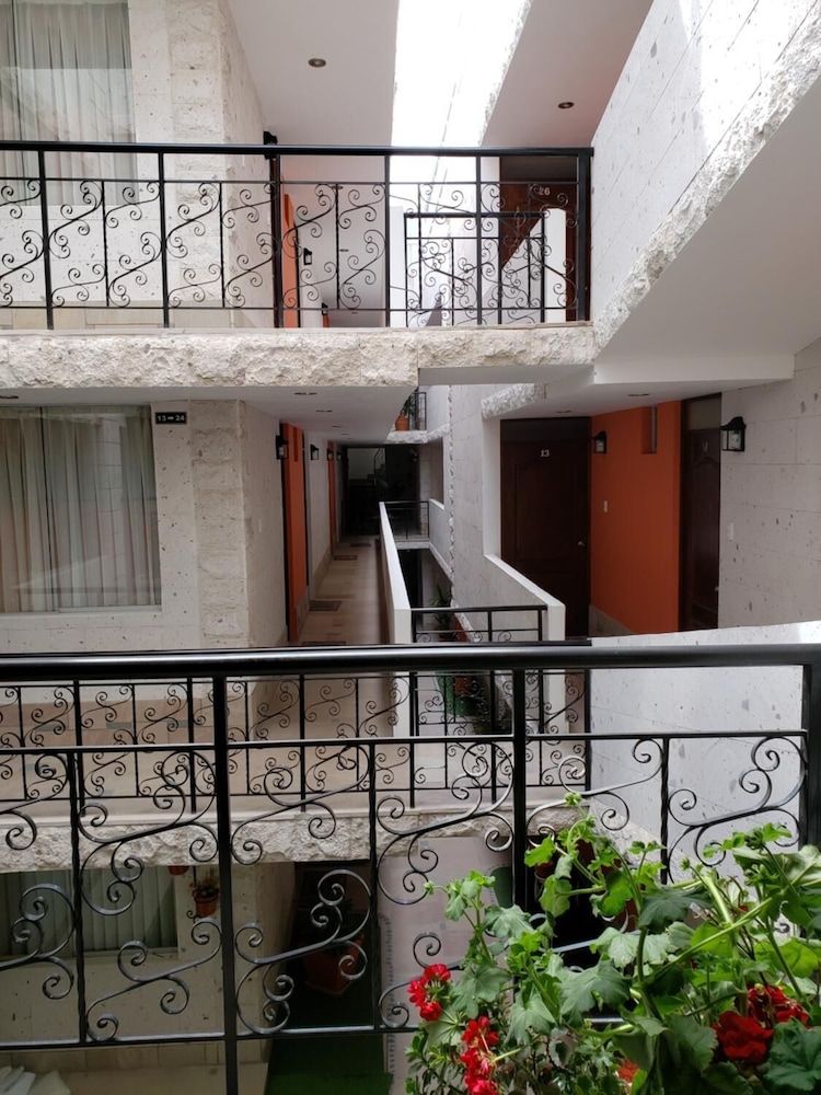 Photo 17