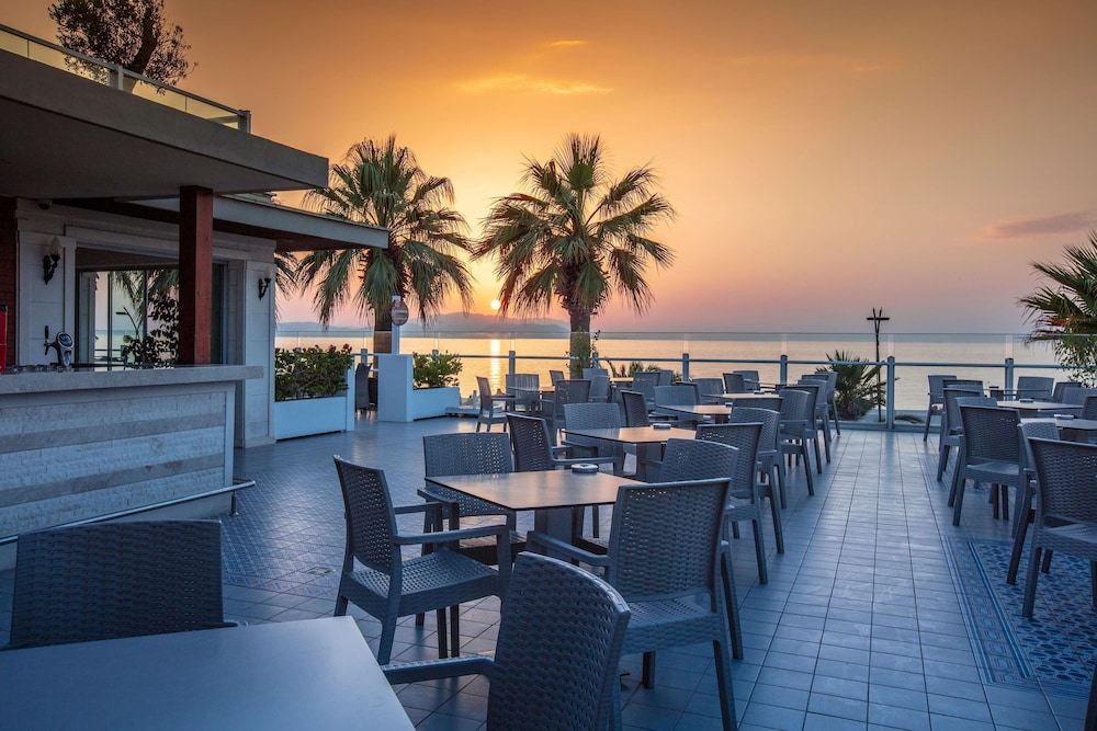 Palm Wings Beach Resort & Spa Kusadasi- All Inclusive