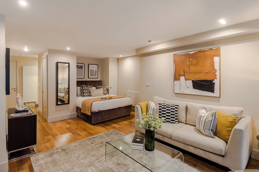 City of London Your Apartment