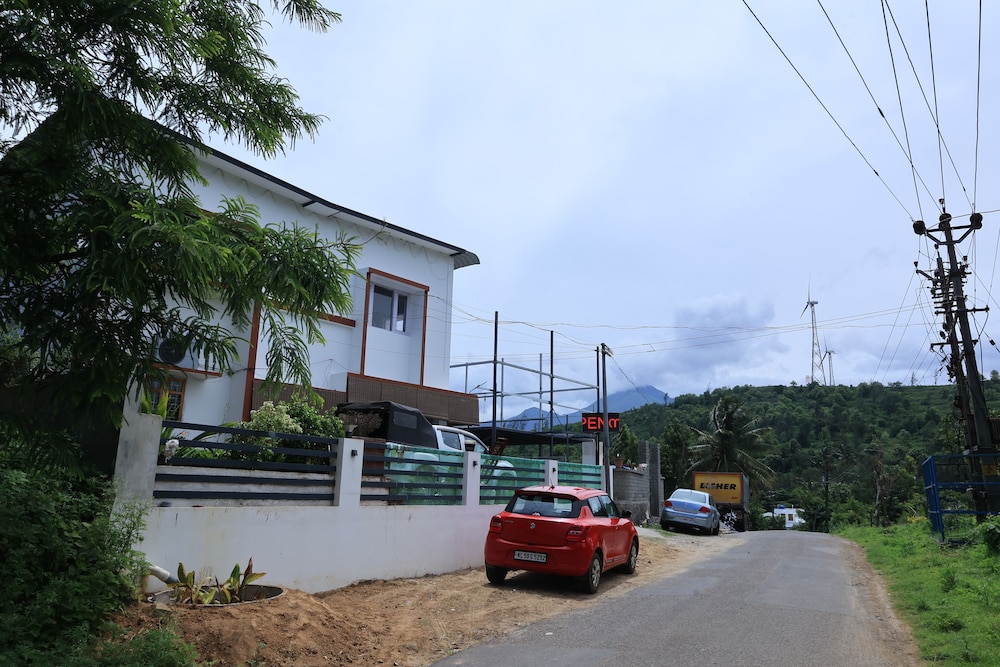Iyer Square