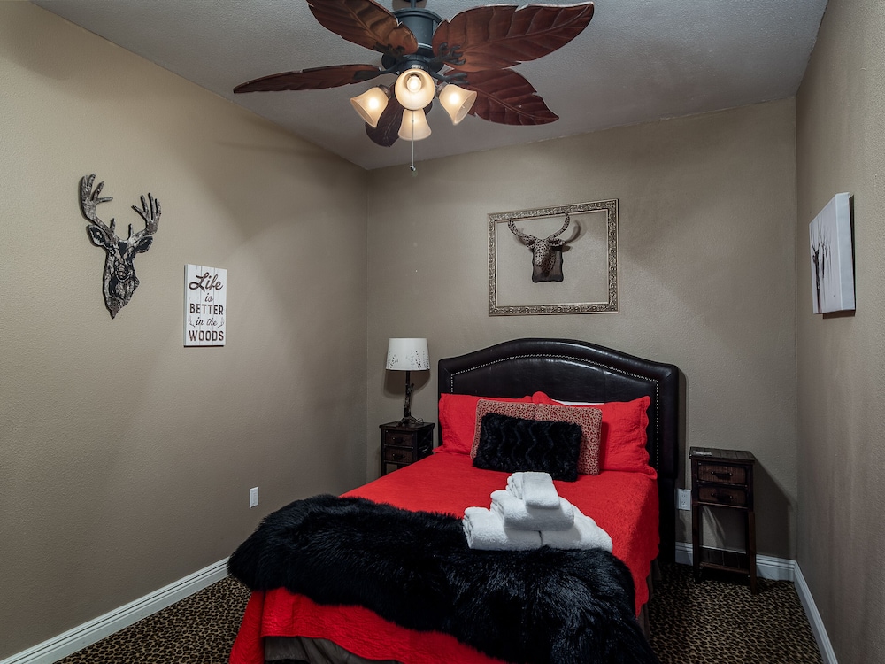 Gathering Place by Ruidoso Vacation Rentals view 4