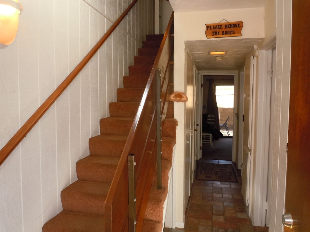 Snow Summit Townhouse Rentals & Sales