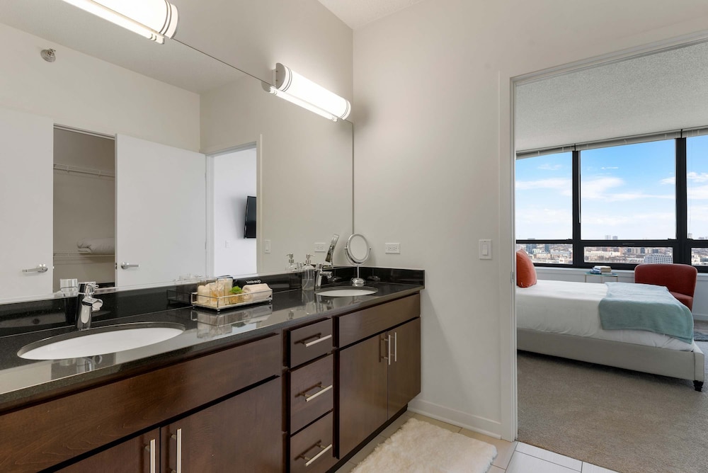 Fulton Group Stay 2 Apartments Skyline Views