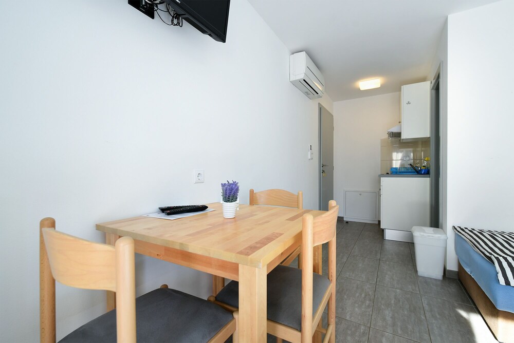 Apartment 1964 view 4