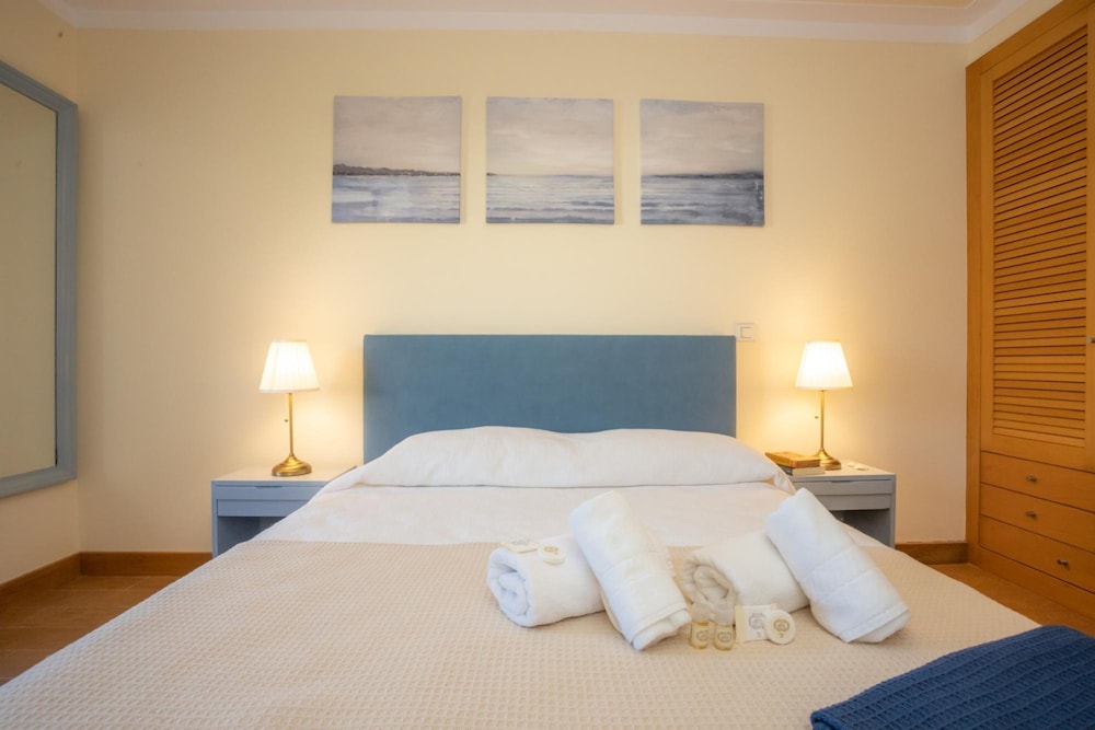 Marginal Oceanica Apartment view 3