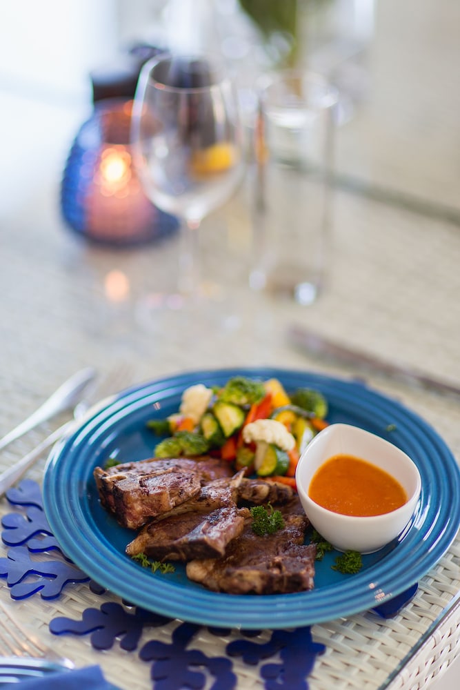 Amanzi Island Boutique Hotel