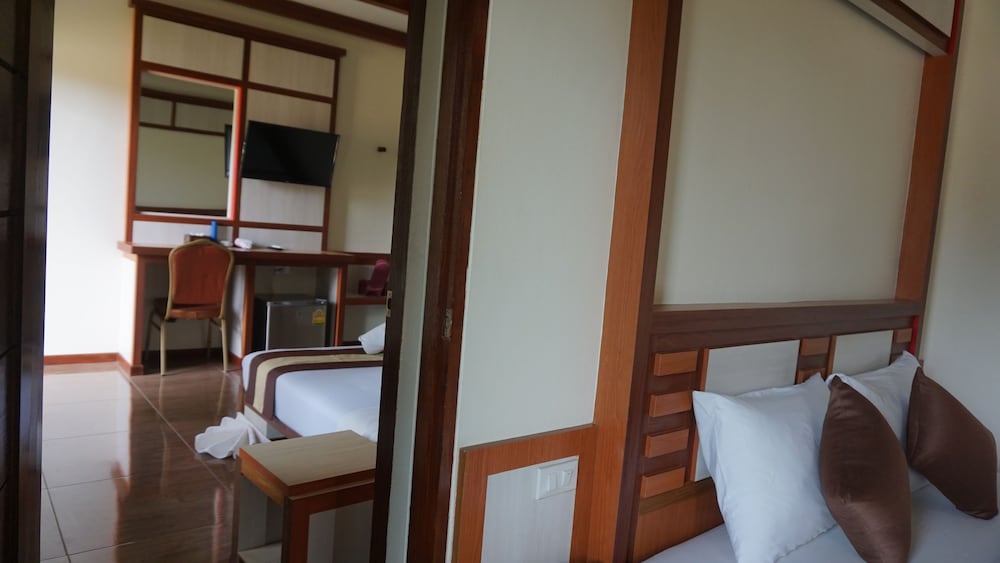Lanta Miami Resort