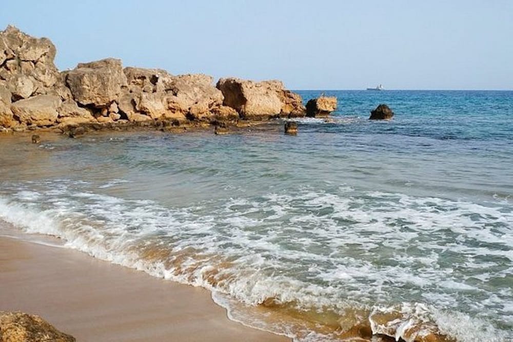 Villa - Private Pool, Free Parking & pet Friendly