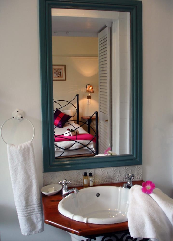 Knysna Wayside Inn