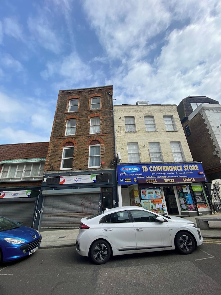 Cozy 1-bedroom Apartment Near Margate Seafront