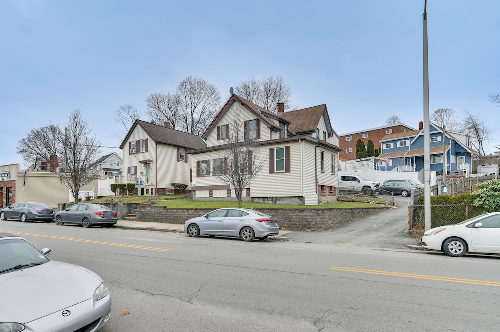 Pet-friendly Malden Apartment: 7 Mi to Boston! view 3