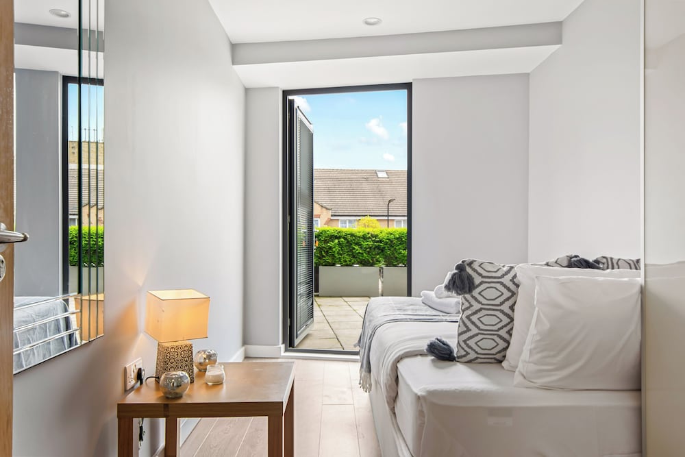 Chic and Modern Flats in Hoxton, Shoreditch