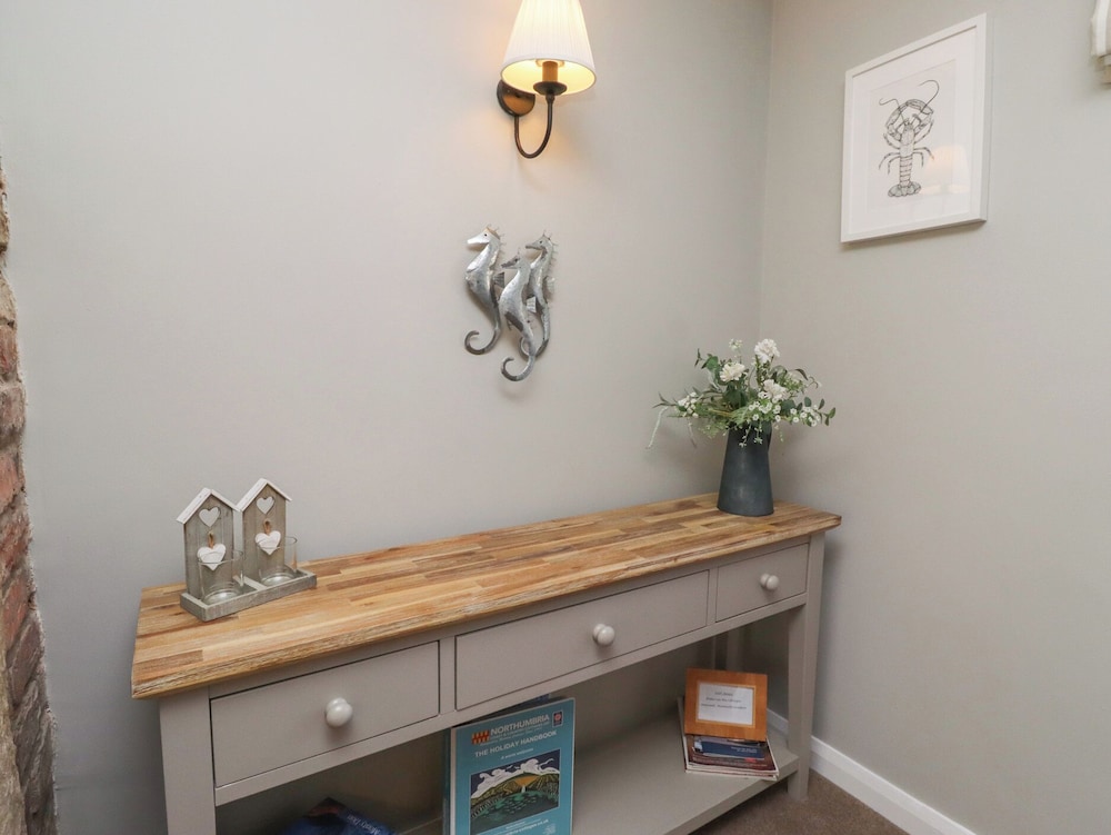 Aln Cottage