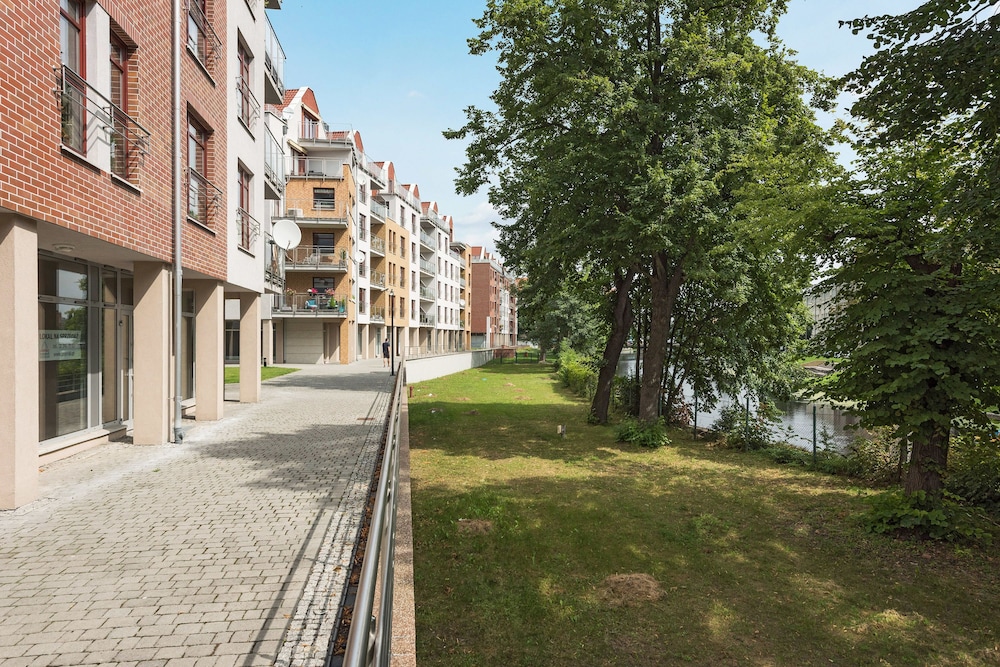 Rent a Flat Apartments - Torunska 18