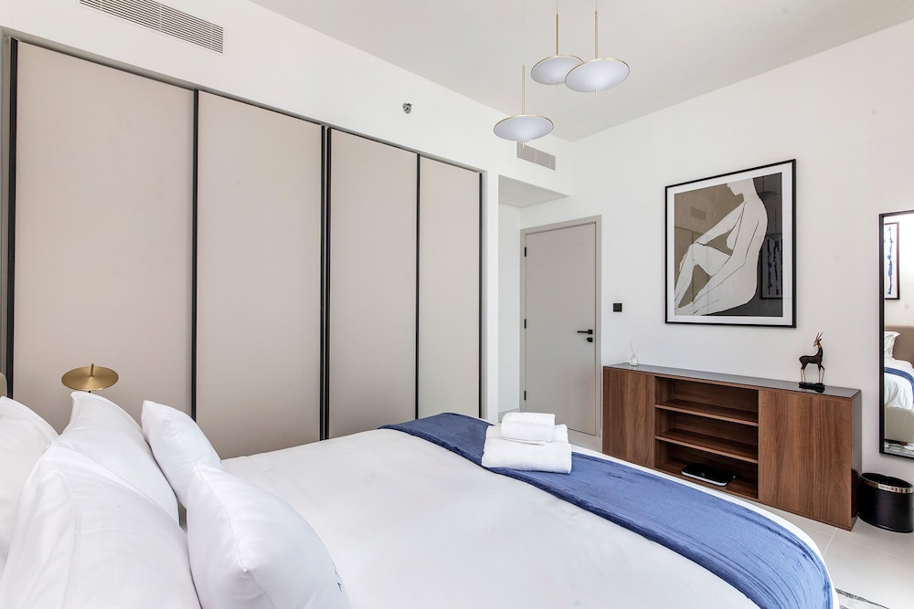 Marina Vista Emaar Beachfront Apartments