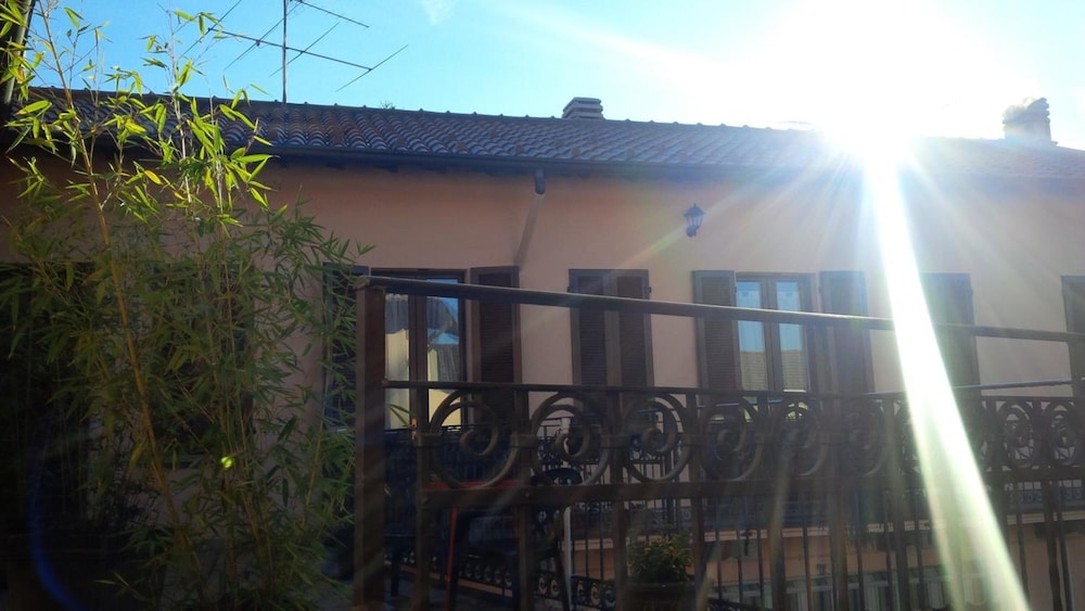 La Corte Del Poeta