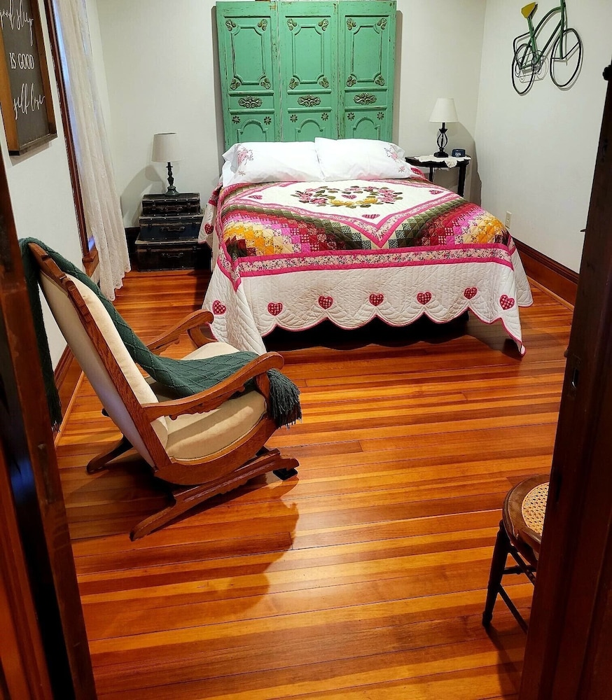 Photo 12