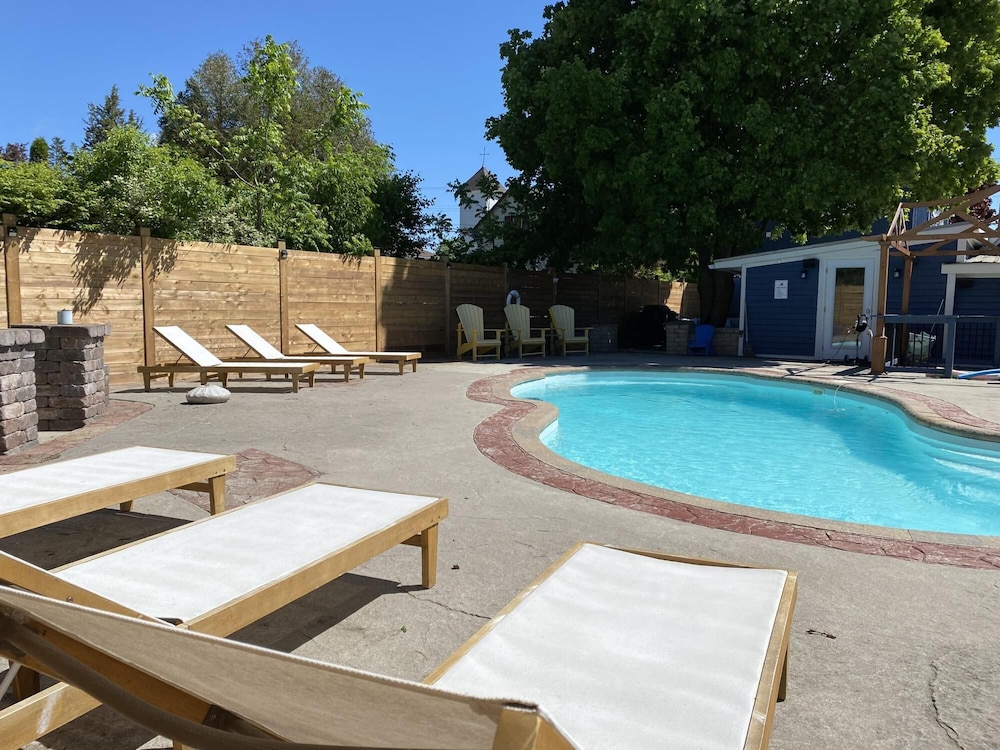 Marina Main - Heated Pool Sauna Games Room Movie Theatre - Image 3