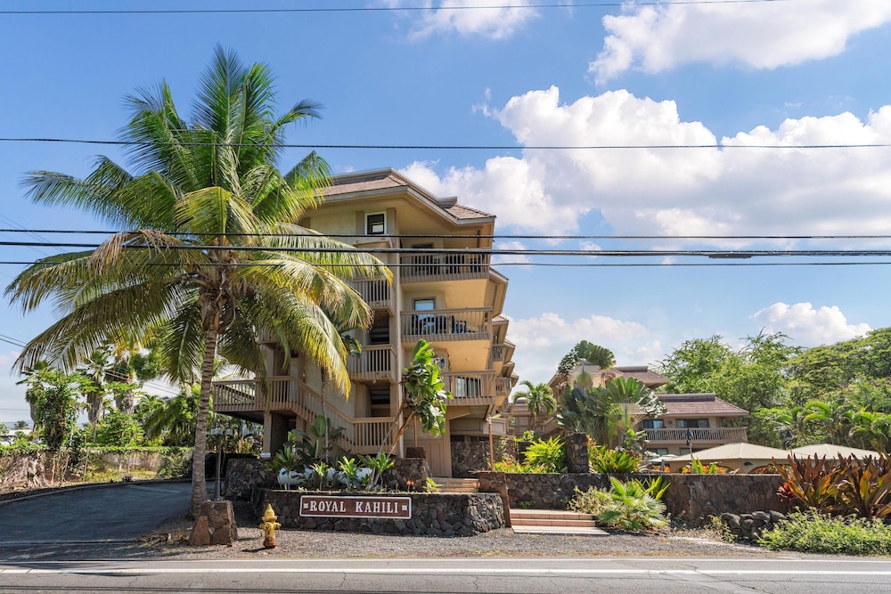 Big Island Royal Kahili A404 2 Bedroom Condo