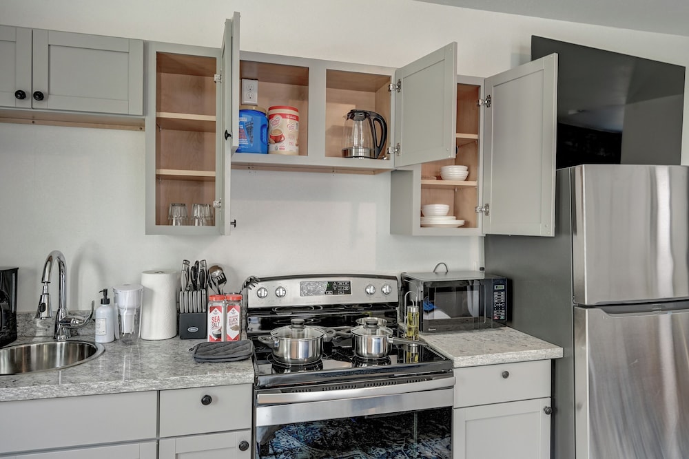 ROVE LIVING/KB - Prospect