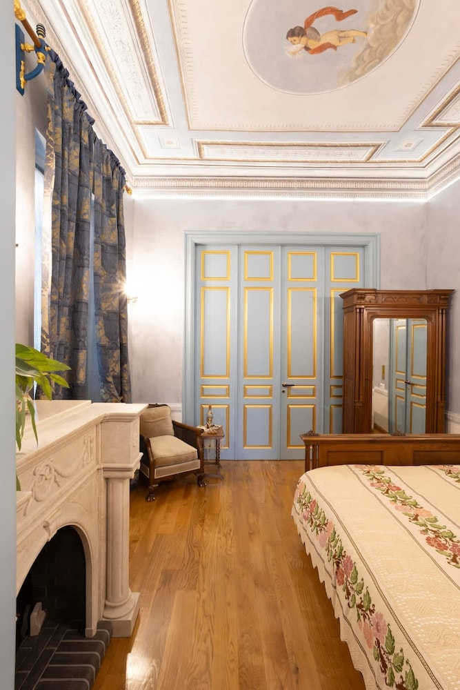 Athena Luxury Suite - Medousia Spa Luxury Escape