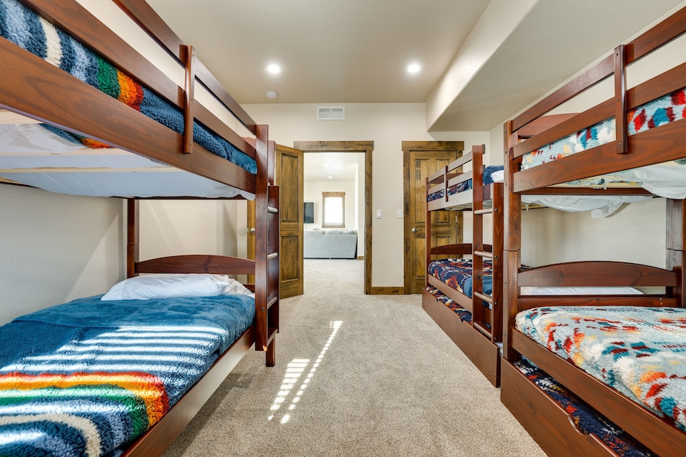 ~ 3 Mi to Granby Ranch: Spacious Cabin Home! view 3