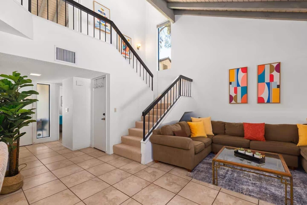@ Marbella Lane - Gem w/ Outdoor Fun Pool & Trails