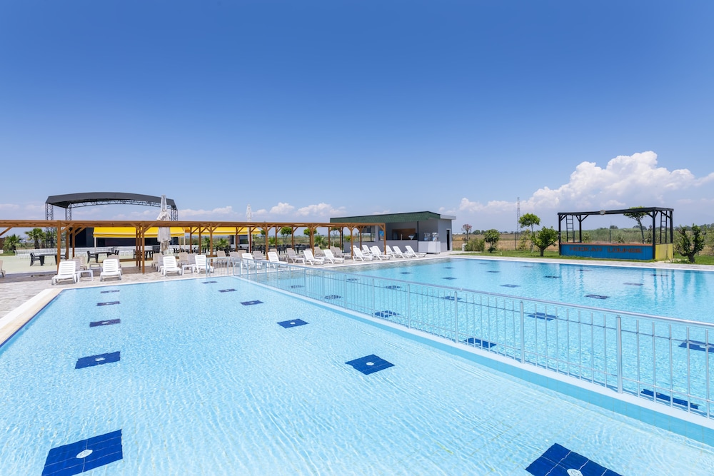 Zeyda Lara Hotel