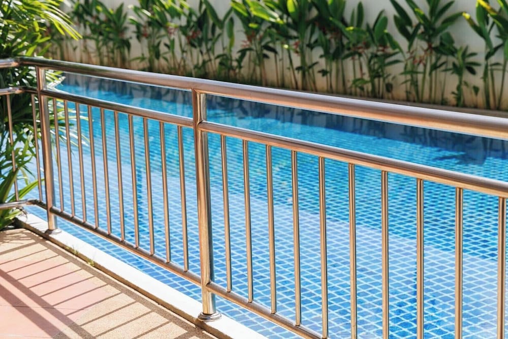 Seaview Condo with Large Pool - BAP1